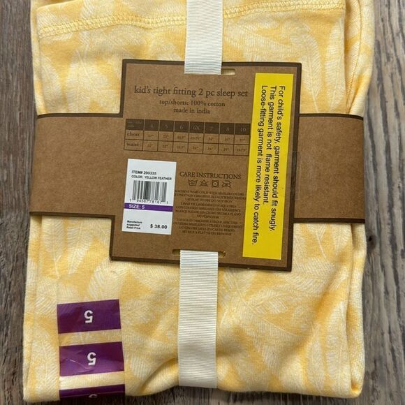 NWT BEARPAW ORGANIC COTTON KIDS 2 piece PAJAMA SET WITH SHORTS - Picture 3 of 5